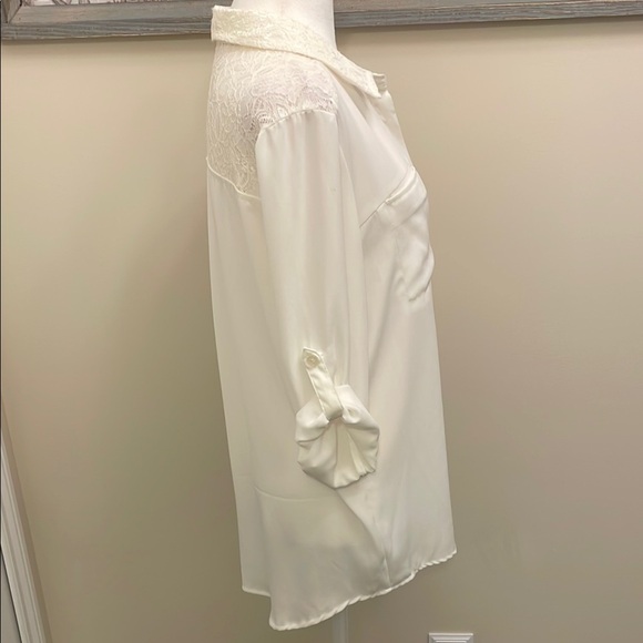 White 3/4 Sleeve Notched Collar Lace Women's Blouse Sequins & Hearts - Picture 4 of 15